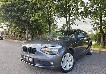 BMW 114i 114 Baureihe 1 Lim. 3-trg. /SITZHEIZUNG/TEMP