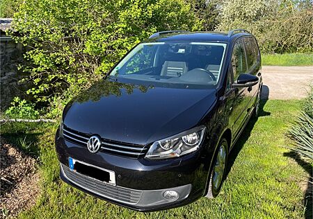 VW Touran Volkswagen 2.0 TDI DSG CUP BMT 7-Sitzer Standheizung