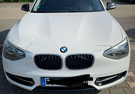 BMW 114i Sport Line Sport Line