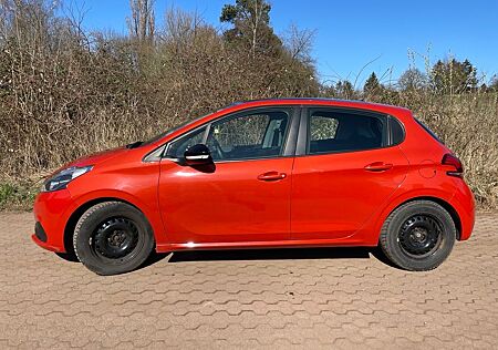 Peugeot 208 PureTech 82 Style Style
