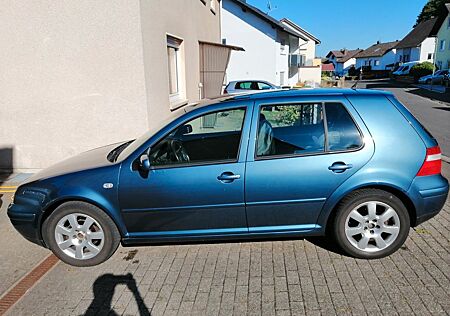 VW Golf Volkswagen 1.6 Pacific