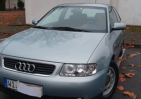 Audi A3 1.6 Automatik