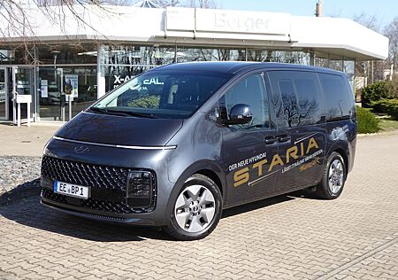 Hyundai Staria Signature 2WD DAB LED Tempomat el. Sitze