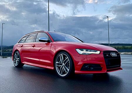 Audi S6 4G FL Avant 4.0 TFSI quattro LED/AHK/SHZ