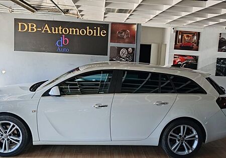 Opel Insignia A Sports Tourer 8xBereift*Xenon*Navi*Ka