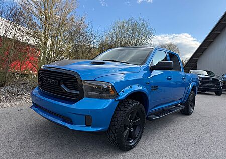 Dodge RAM 1500 HEMI 5.7L CREW CAB SPORT HOCH & BREIT