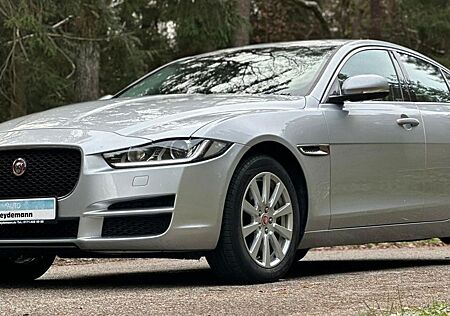 Jaguar XE Portfolio AWD PDC