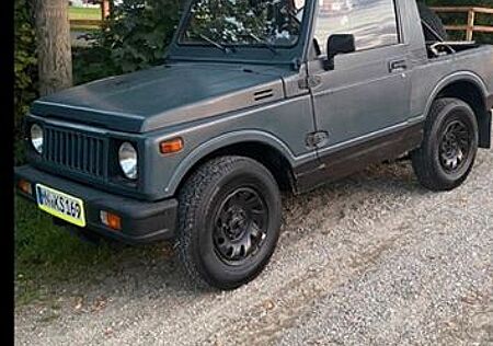 Suzuki SJ Samurai Deluxe Cabrio Deluxe