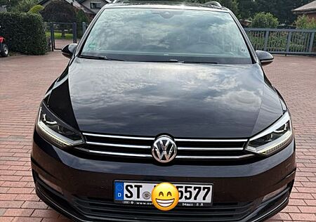 VW Touran Volkswagen 2.0 TDI SCR Highline BMT Highline