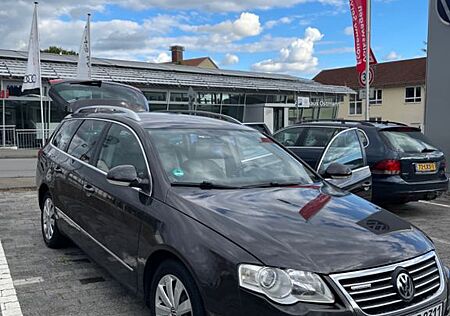 VW Passat Variant Volkswagen 2.0 TDI Highline 103kWh