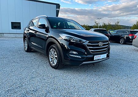 Hyundai Tucson Intro Edition 4WD, LED, Navi, DAB, AHK