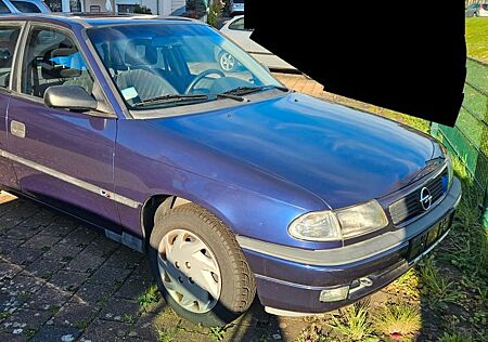 Opel Astra 1.6 -F Automatik