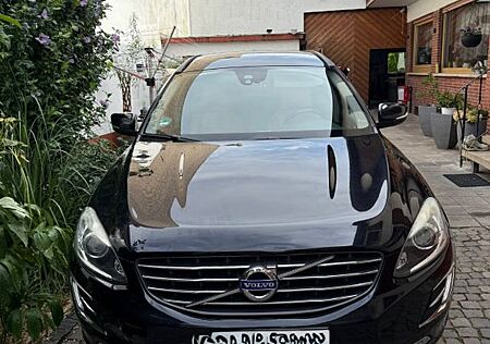 Volvo XC 60 XC60 D4 AWD Ocean Race neue Motor 100000 km