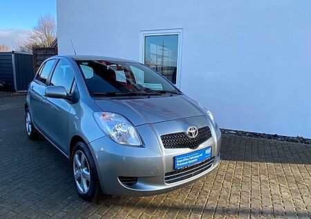 Toyota Yaris Sol 1.3 VVT-i Klimaanlage/5.türig/ 1-Hand