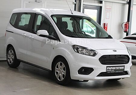 Ford Tourneo Courier *PDC*SHZ*TEMPOMAT*