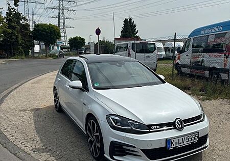 VW Golf Volkswagen 2.0 TDI DSG GTD GTD