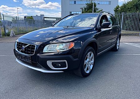 Volvo XC 70 Summum AWD 2.4l D5 Scheckh Zr. gew. Leder
