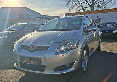 Toyota Auris 2,2-l-D-CAT