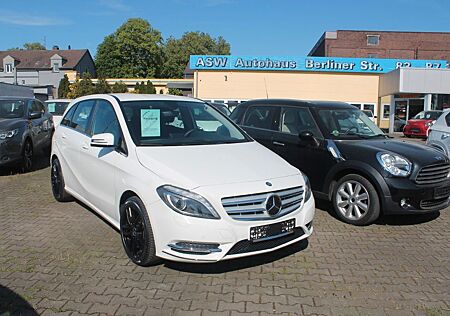 Mercedes-Benz B 180 BE Bi-Xenon*Navi*Allwetter*PDC*Sitzhzg*