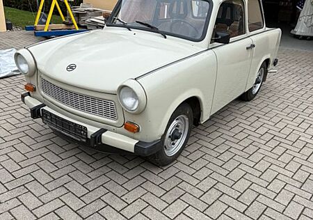 Trabant 601 sehr gut erhalten