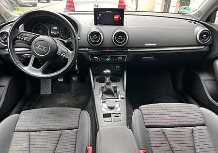 Audi A3 30 TDI design Sportback design
