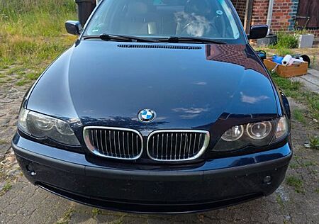 BMW 320i - alt, aber zuverlässig