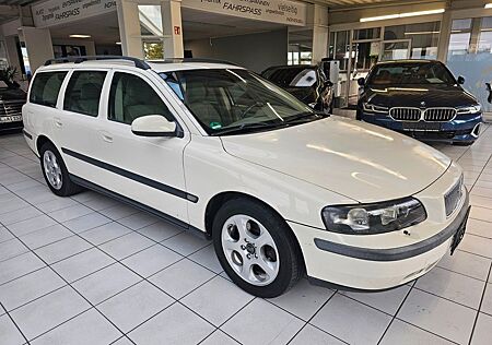 Volvo V70 2.4D Premium AHK Klima Leder