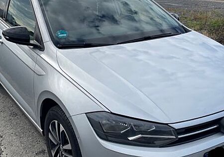 VW Polo Volkswagen 1.6 TDI DSG IQ.DRIVE