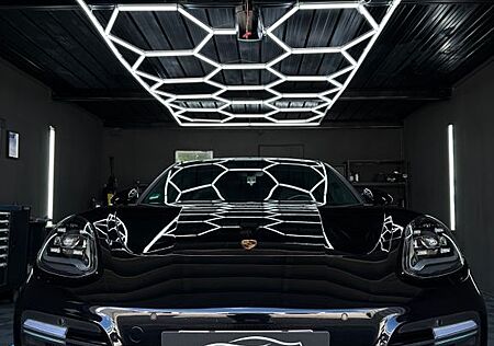 Porsche Panamera Turbo
