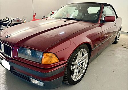 BMW 325i Cabrio