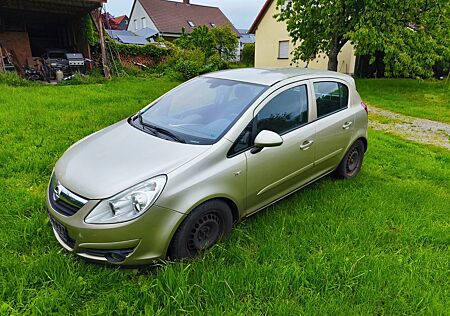 Opel Corsa D 1.4