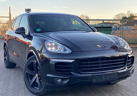Porsche Cayenne Platinum Edition*CHRONO*LIFT*BOSE*8FACH