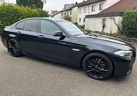 BMW 525 d Aut. M-Sportpaket Soft Close HeadUP 20 ALU