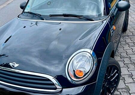 Mini ONE Cooper 72KW 1.6 R56 EZ Dez 2013 Leder