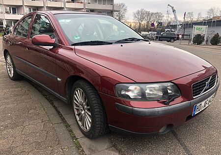 Volvo S60 Lim. 2.4 Klima Euro 4 Tüv bis 10/2024