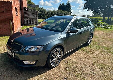 Skoda Octavia 2.0 TDI DSG Elegance Combi...