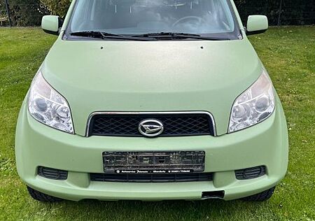 Daihatsu Terios gebraucht kaufen Daihatsu Terios 1.5 Top 4WD Top