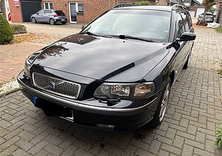 Volvo V70 D5 Black Edition - Liebhaberfahrzeug