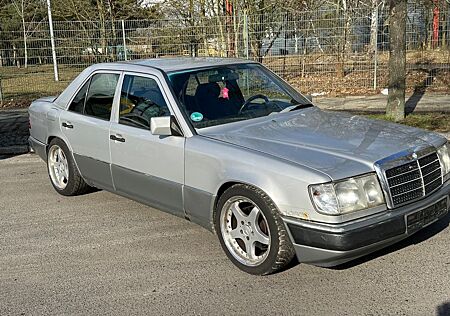 Mercedes-Benz 200 E w124 Automatik Keskin Alu Schiebedach