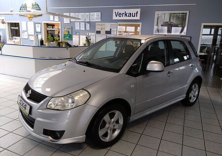 Suzuki SX4 1.6 VVT 2WD Comfort Streetline City Comf...