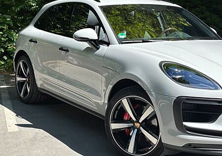Porsche Macan S
