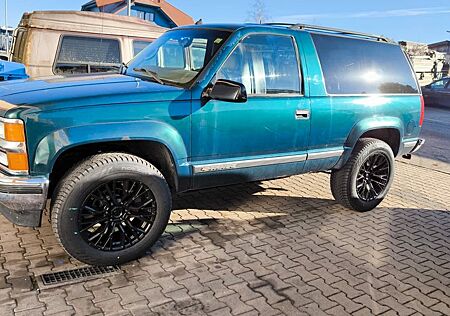 Chevrolet Tahoe LT 5.7 Liter 2 Türer