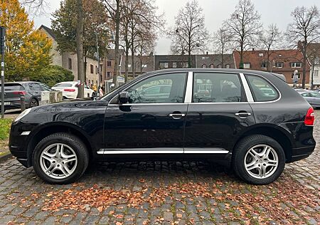 Porsche Cayenne V6 3.6 l 290 PS