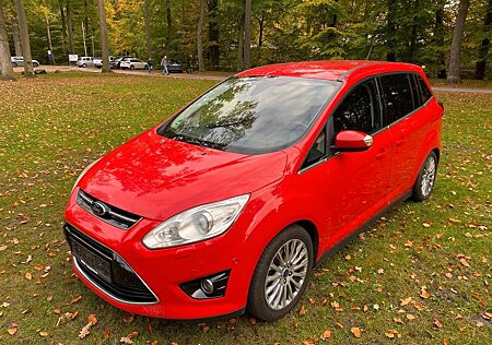 Ford Grand C-Max Titanium