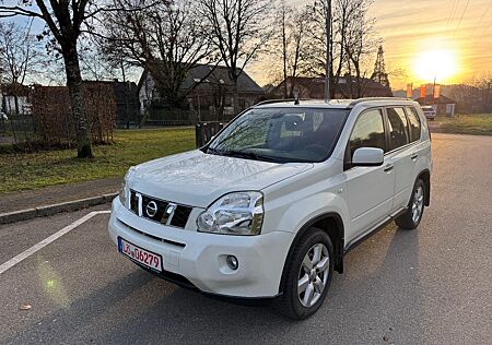 Nissan X-Trail 2,5 4x4 *Automatik*