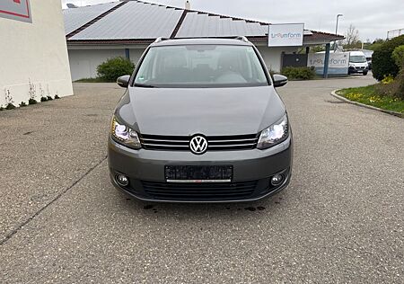 VW Touran Volkswagen Highline Automatik Euro 5 NAvi