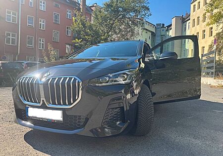 BMW 218d 218 Active Tourer M Paket Steptronic DCT -