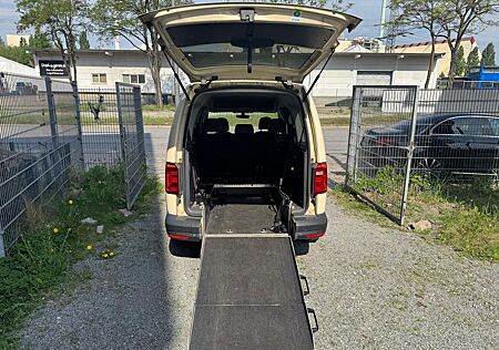 VW Caddy Volkswagen mit Rampe