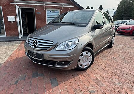 Mercedes-Benz B 150 /NAVI/KLIMA/PDC/1HAND