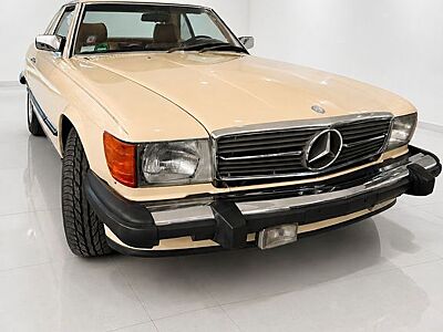 Mercedes-Benz SL 560